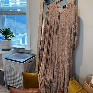 Vici Maxi Dress